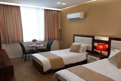 هتل مروارید تهران