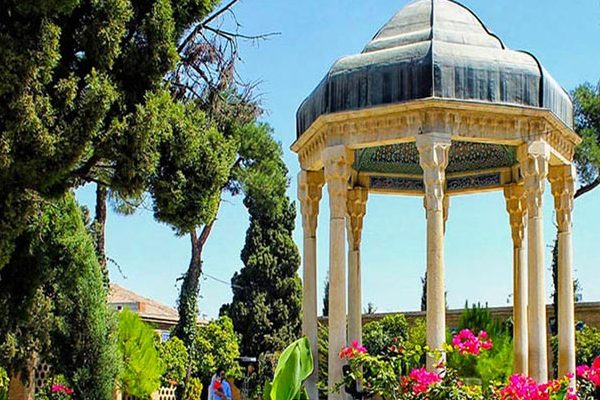 برنامه ۴ روزه به شیراز: راهنمای جامع گردشگری با آدرس‌ها و جاذبه‌های دیدنی